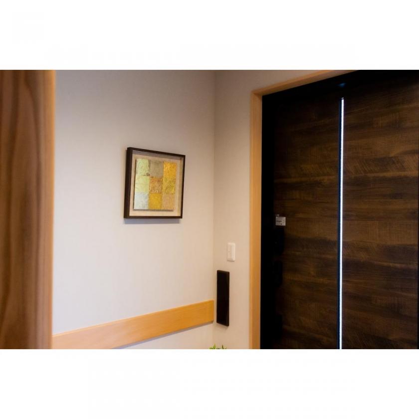 LUXE GOLD – Contemporary Japanese Gold Leaf Art / Brown / Medium