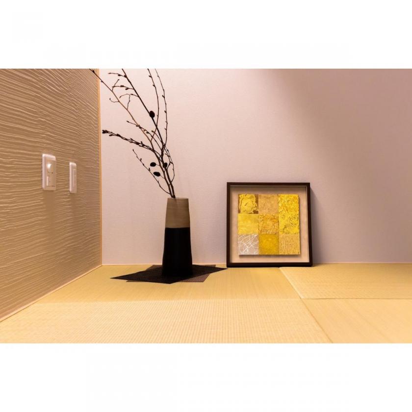 LUXE GOLD – Contemporary Japanese Gold Leaf Art / Brown / Medium